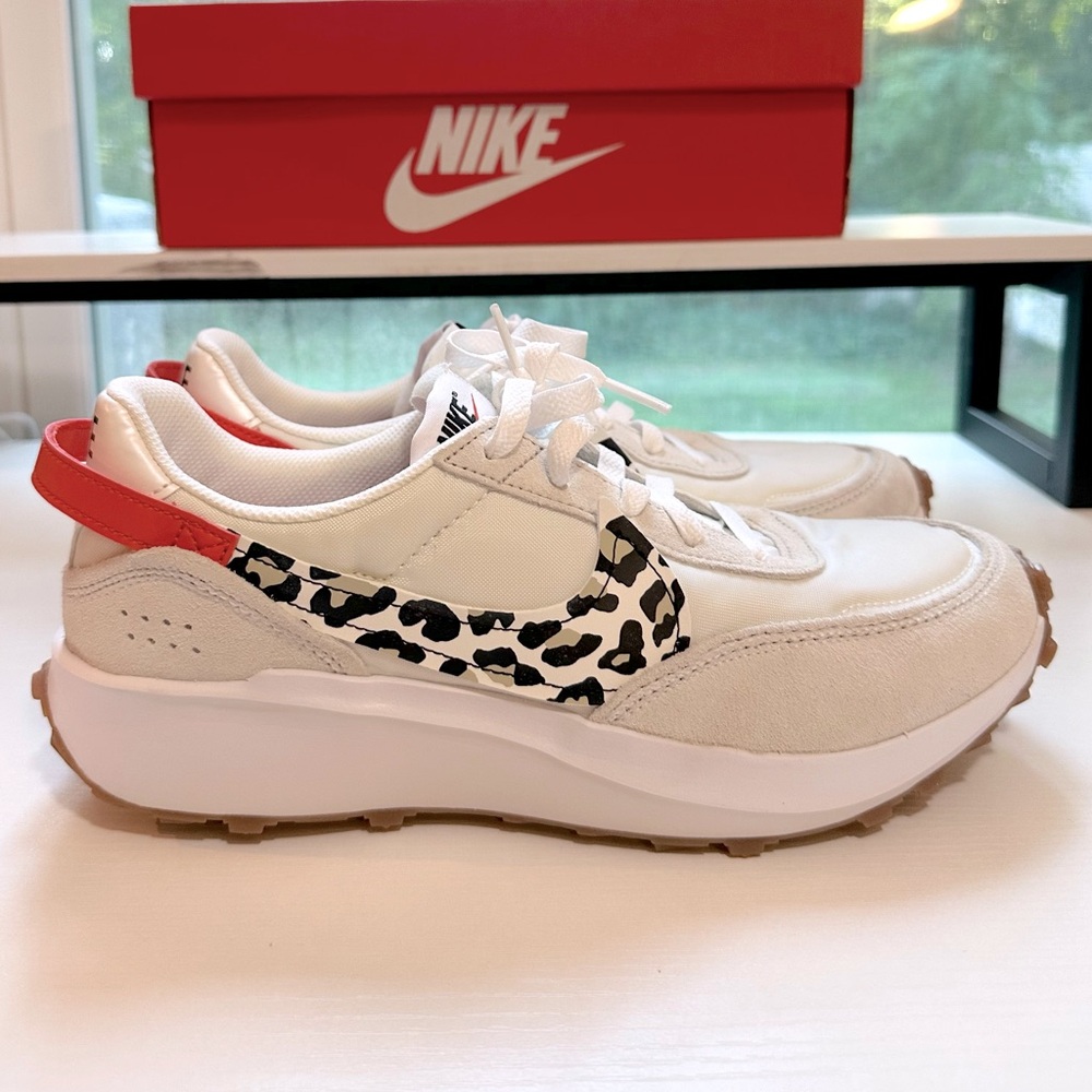 Nike Waffle Debut “White Leopard” Sneakers ✨| Worn Once | Women’s 10
